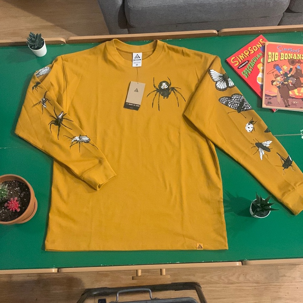 Nike acg long sleeve